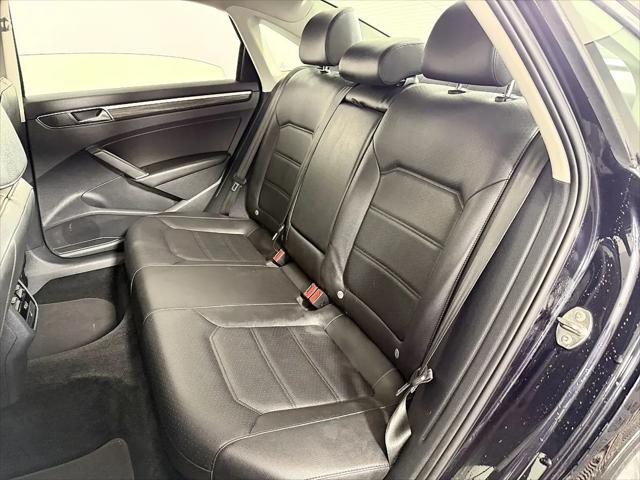 2018 Volkswagen Passat 2.0T SE