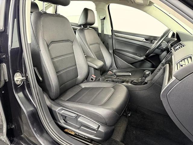 2018 Volkswagen Passat 2.0T SE