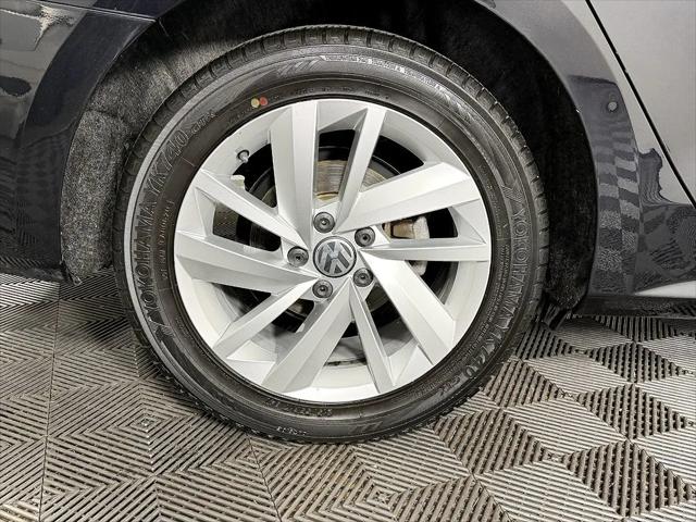 2018 Volkswagen Passat 2.0T SE