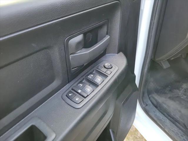 2022 Ram 1500 Classic Tradesman Crew Cab 4x4 5'7" Box