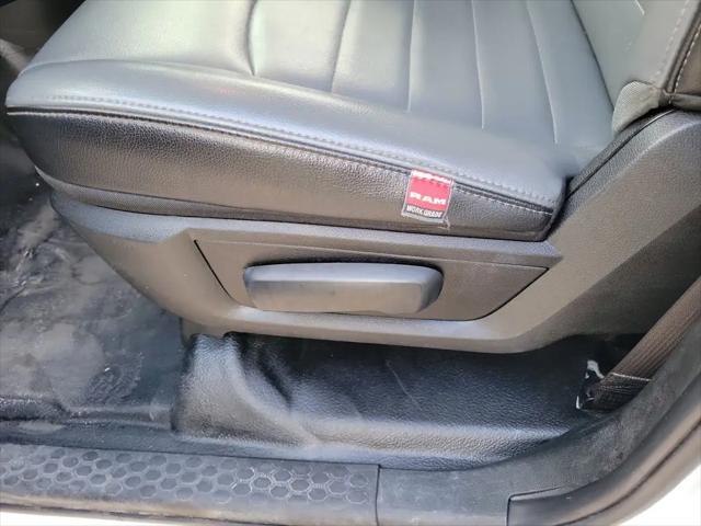 2022 Ram 1500 Classic Tradesman Crew Cab 4x4 5'7" Box