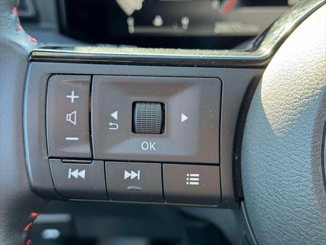 2025 Nissan Kicks SR Intelligent AWD