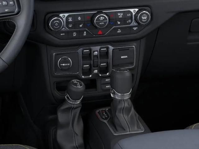 2025 Jeep Wrangler 4-Door Summit 4x4