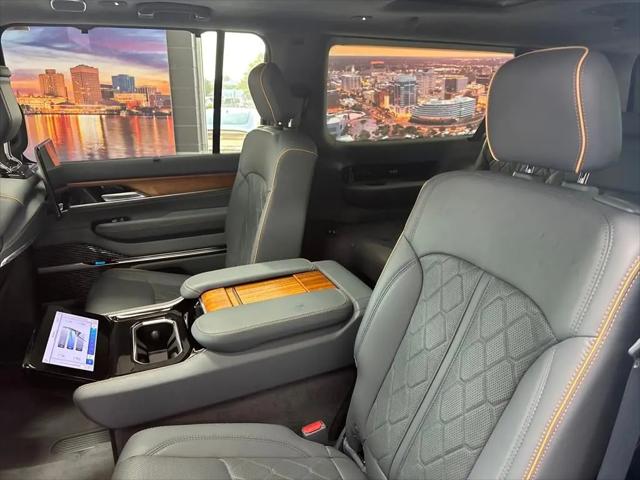2024 Jeep Grand Wagoneer L Series III 4x4