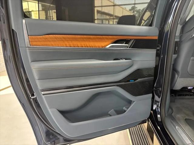 2024 Jeep Grand Wagoneer L Series III 4x4