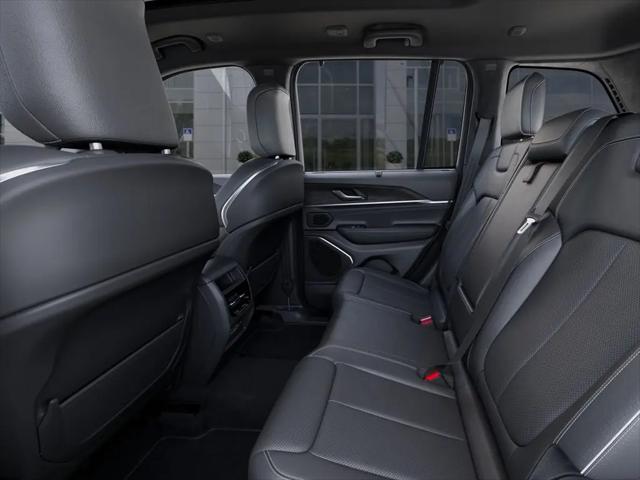 2025 Jeep Grand Cherokee Overland 4x4