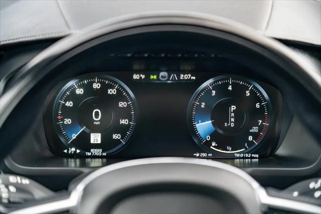 2022 Volvo XC90 T6 Inscription 7 Passenger