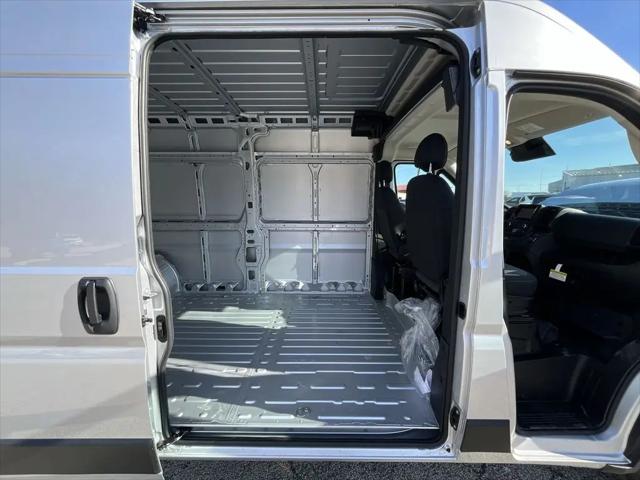 2026 Ram ProMaster 2500 Cargo Van Tradesman High Roof 159" WB w/Pass Seat