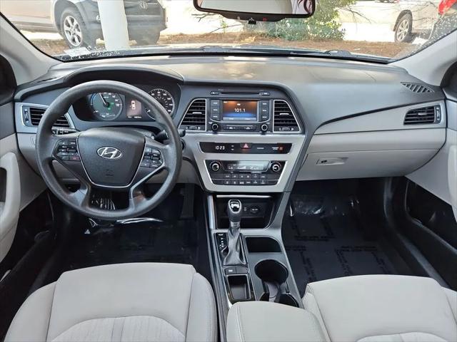 2016 Hyundai Sonata Hybrid SE