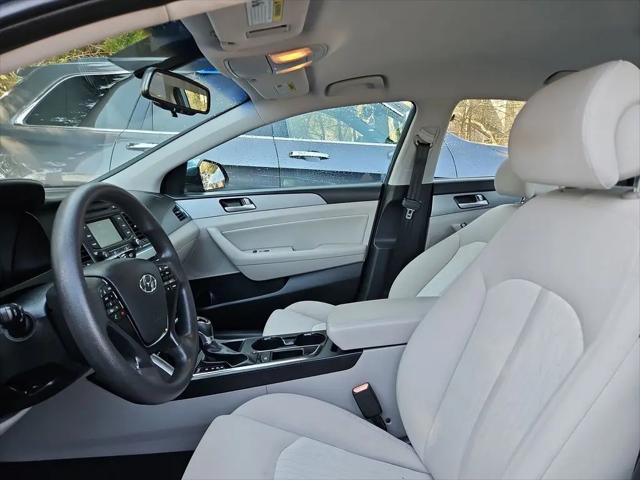 2016 Hyundai Sonata Hybrid SE