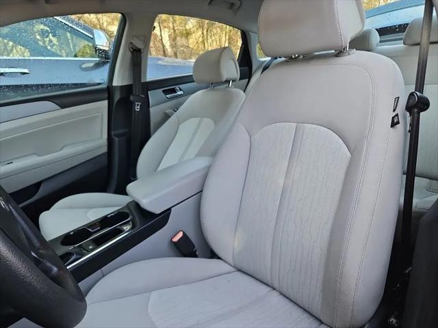 2016 Hyundai Sonata Hybrid SE