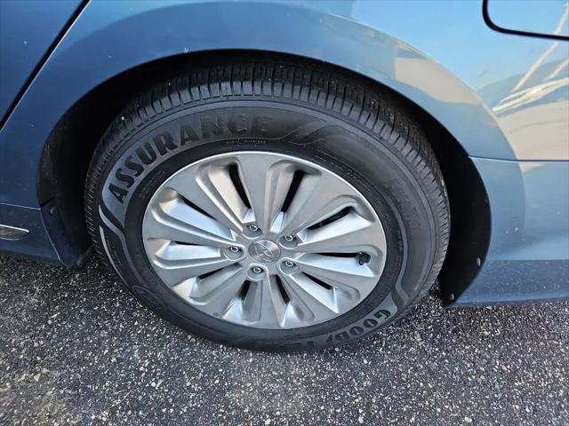 2016 Hyundai Sonata Hybrid SE