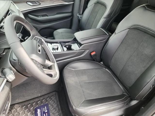2026 Jeep Grand Cherokee L Altitude 4x4