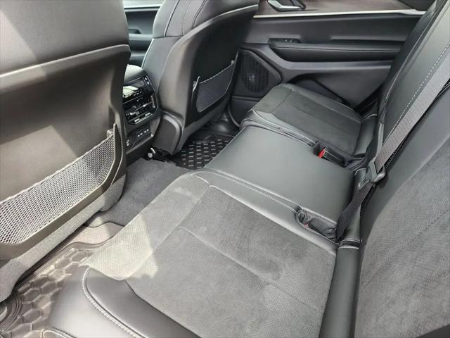 2026 Jeep Grand Cherokee L Altitude 4x4