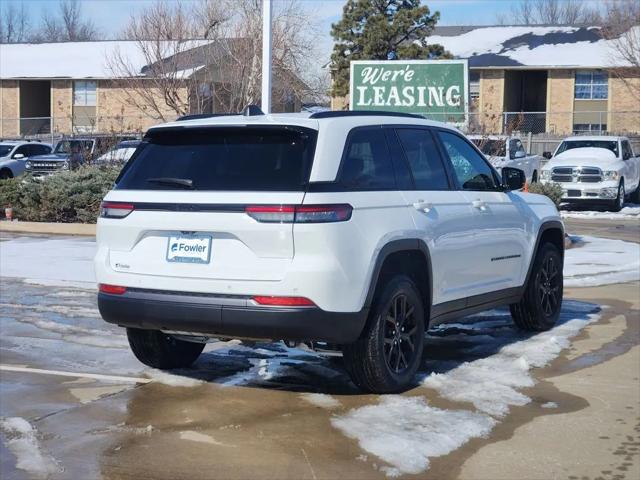 2026 Jeep Grand Cherokee Altitude 4x2