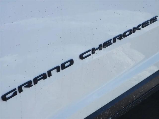 2026 Jeep Grand Cherokee Altitude 4x2