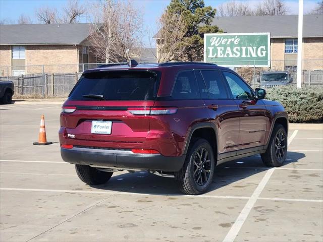 2026 Jeep Grand Cherokee Altitude 4x2