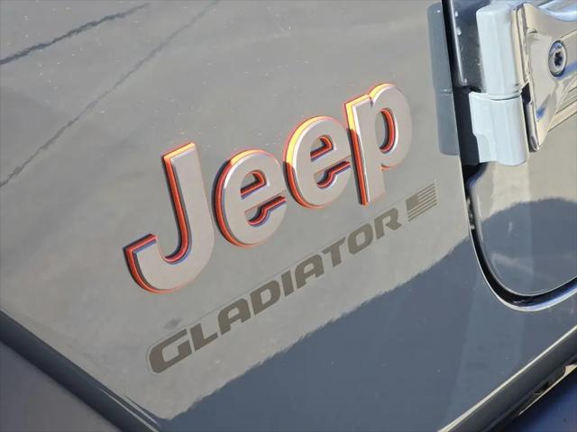 2026 Jeep Gladiator Sport