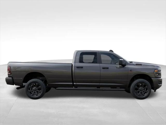 2026 Ram 2500 Big Horn Crew Cab 4x4 8' Box