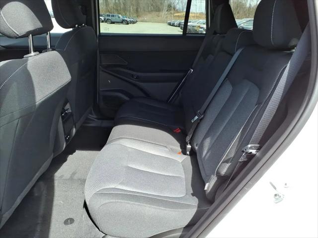 2026 Jeep Cherokee Laredo 4x4