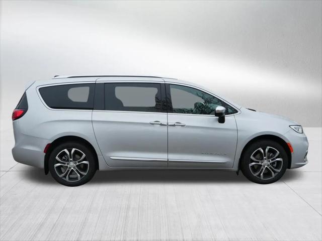 2026 Chrysler Pacifica Pinnacle AWD