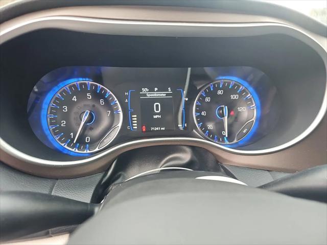 2022 Chrysler Voyager LX