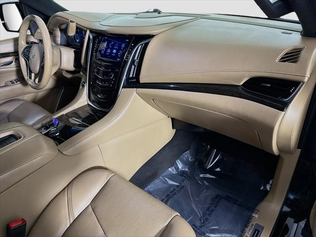 2020 Cadillac Escalade 4WD Platinum