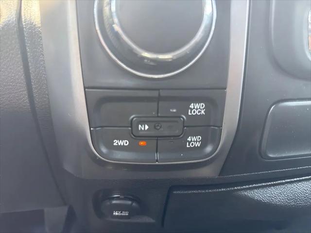 2022 Ram 1500 Classic Warlock Crew Cab 4x4 5'7" Box