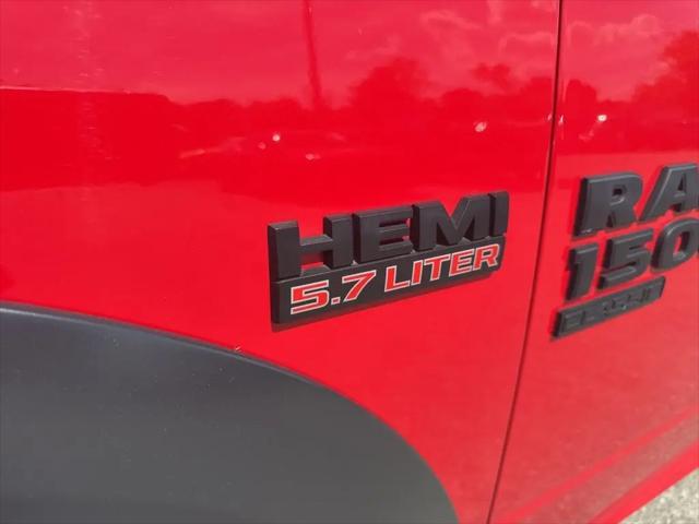 2022 Ram 1500 Classic Warlock Crew Cab 4x4 5'7" Box