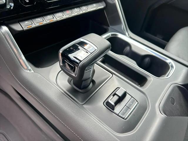 2023 GMC Sierra 1500 4WD Crew Cab Short Box Denali