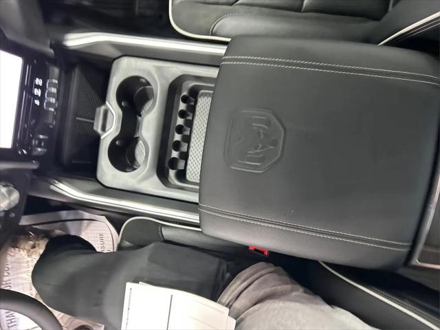 2026 Ram 1500 Laramie Crew Cab 4x4 5'7" Box