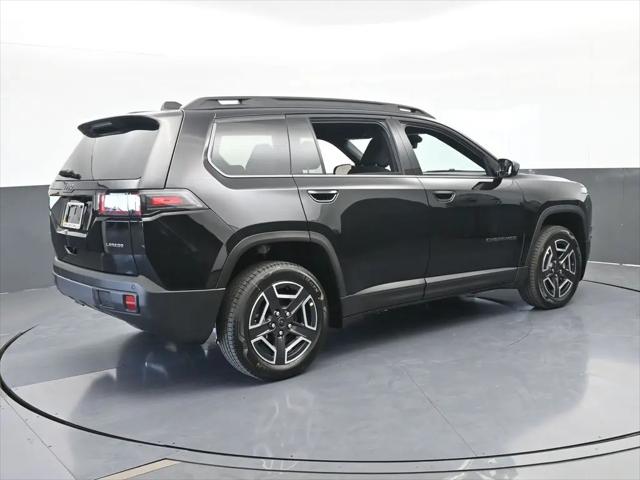 2026 Jeep Cherokee Laredo 4x4