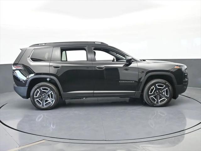 2026 Jeep Cherokee Laredo 4x4