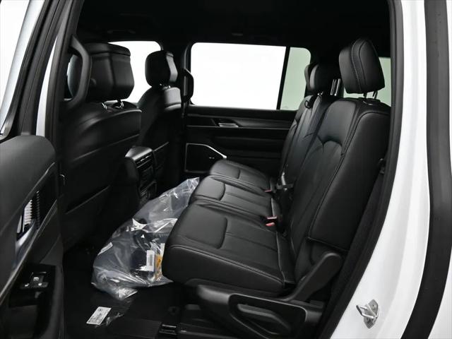2026 Jeep Grand Wagoneer L 4x2