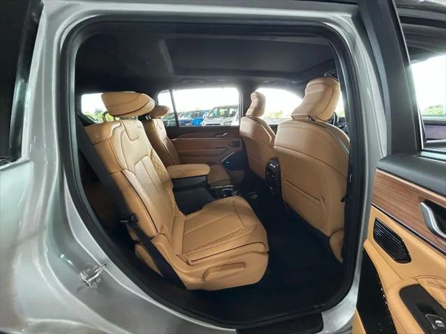 2026 Jeep Grand Cherokee L Summit 4x4