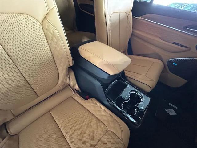 2026 Jeep Grand Cherokee L Summit 4x4