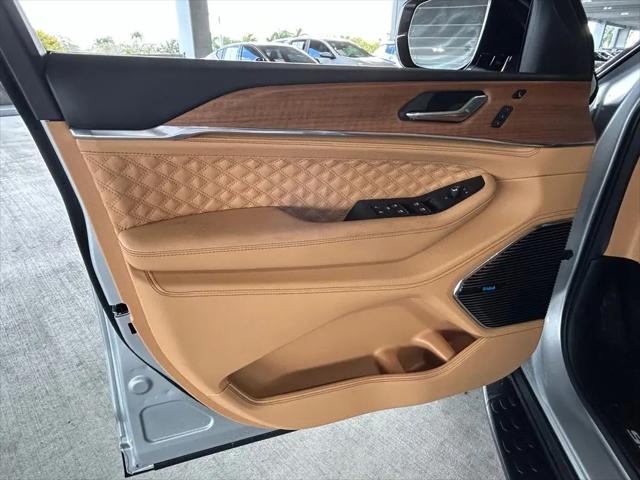 2026 Jeep Grand Cherokee L Summit 4x4
