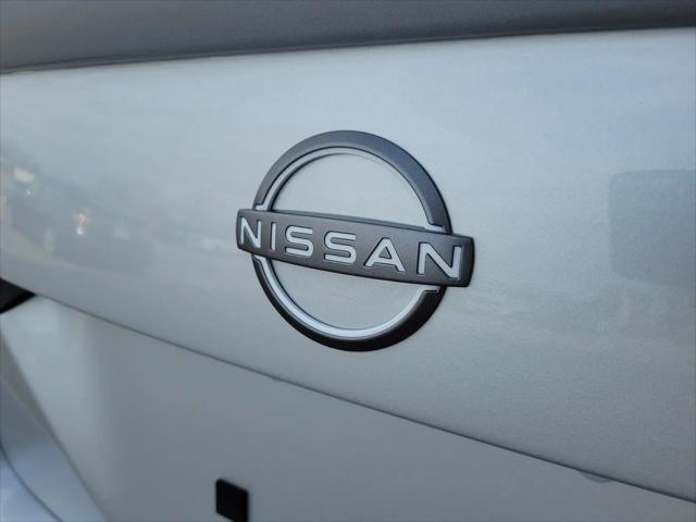 2025 Nissan Versa 1.6 SR
