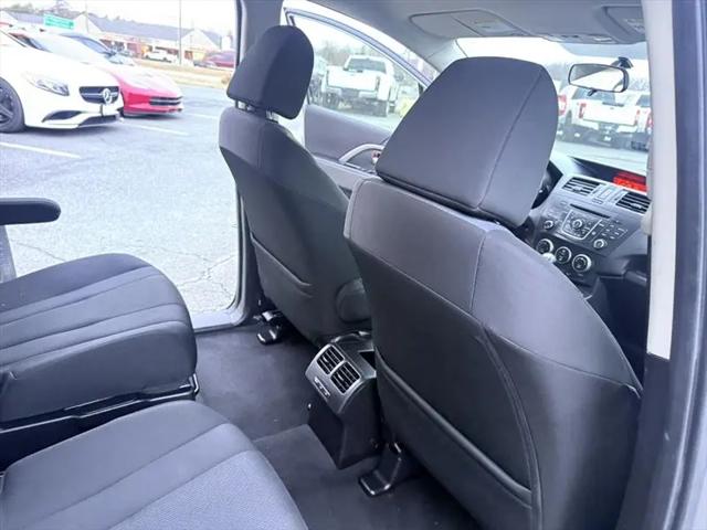 2015 Mazda Mazda5 Sport