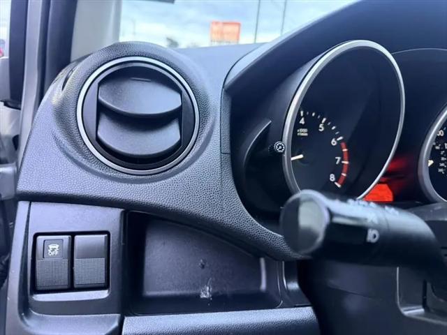 2015 Mazda Mazda5 Sport