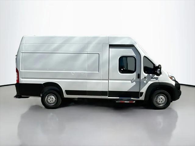2024 Ram ProMaster Tradesman