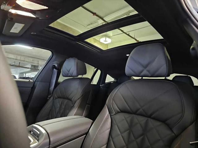 2026 BMW X6 M60i