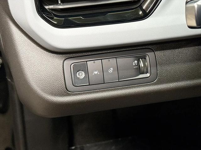 2027 Chevrolet Bolt LT FWD