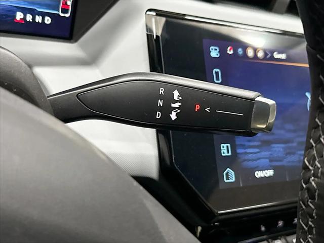 2027 Chevrolet Bolt LT FWD