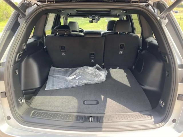 2026 Jeep Grand Cherokee Limited 4x2