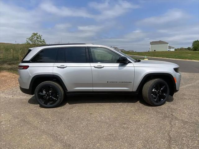 2026 Jeep Grand Cherokee Limited 4x2