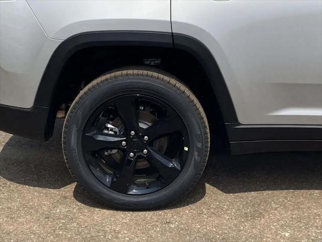 2026 Jeep Grand Cherokee Limited 4x2