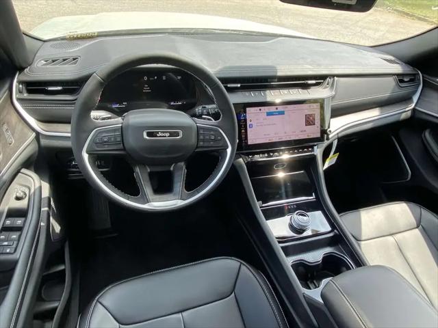 2026 Jeep Grand Cherokee Limited 4x2