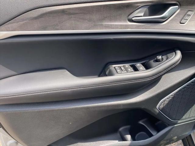 2026 Jeep Grand Cherokee Limited 4x2