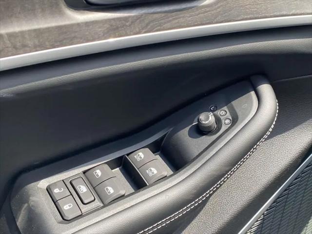 2026 Jeep Grand Cherokee Limited 4x2